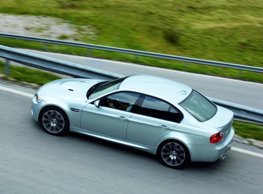  BMW M3 Sedan 2008 года  (фото 64 из 85)